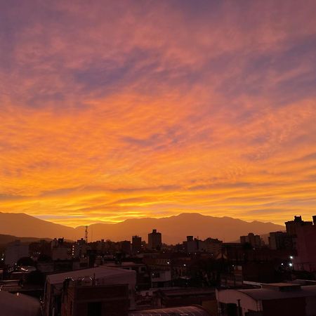 Apartament Departamento Centrico Con Estacionamiento Gratis San Salvador de Jujuy Zewnętrze zdjęcie